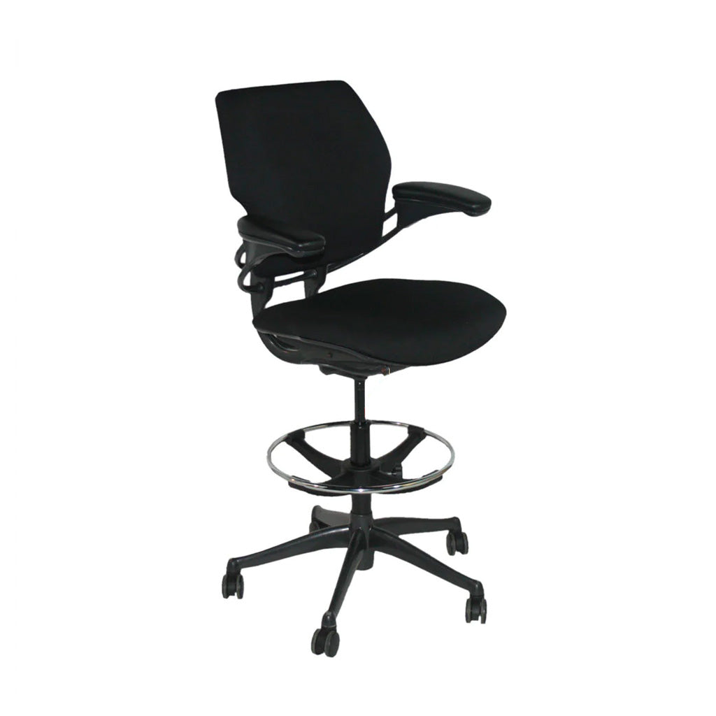 <tc>Humanscale</tc>: <tc>Freedom</tc> Sedia da disegnatore in tessuto nero - Ristrutturata