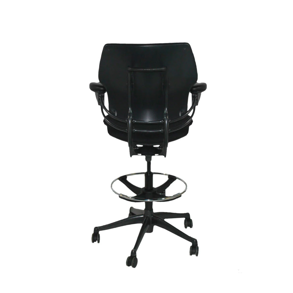<tc>Humanscale</tc>: <tc>Freedom</tc> Sedia da disegnatore in tessuto nero - Ristrutturata