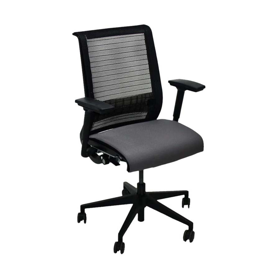 <tc>Steelcase</tc>: <tc>Think V1</tc> Sedia da ufficio - Ricondizionata