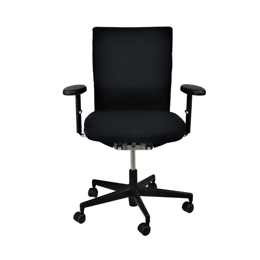 <tc>Vitra</tc>: <tc>Axess</tc> Sedia da ufficio in tessuto nero - Ricondizionata
