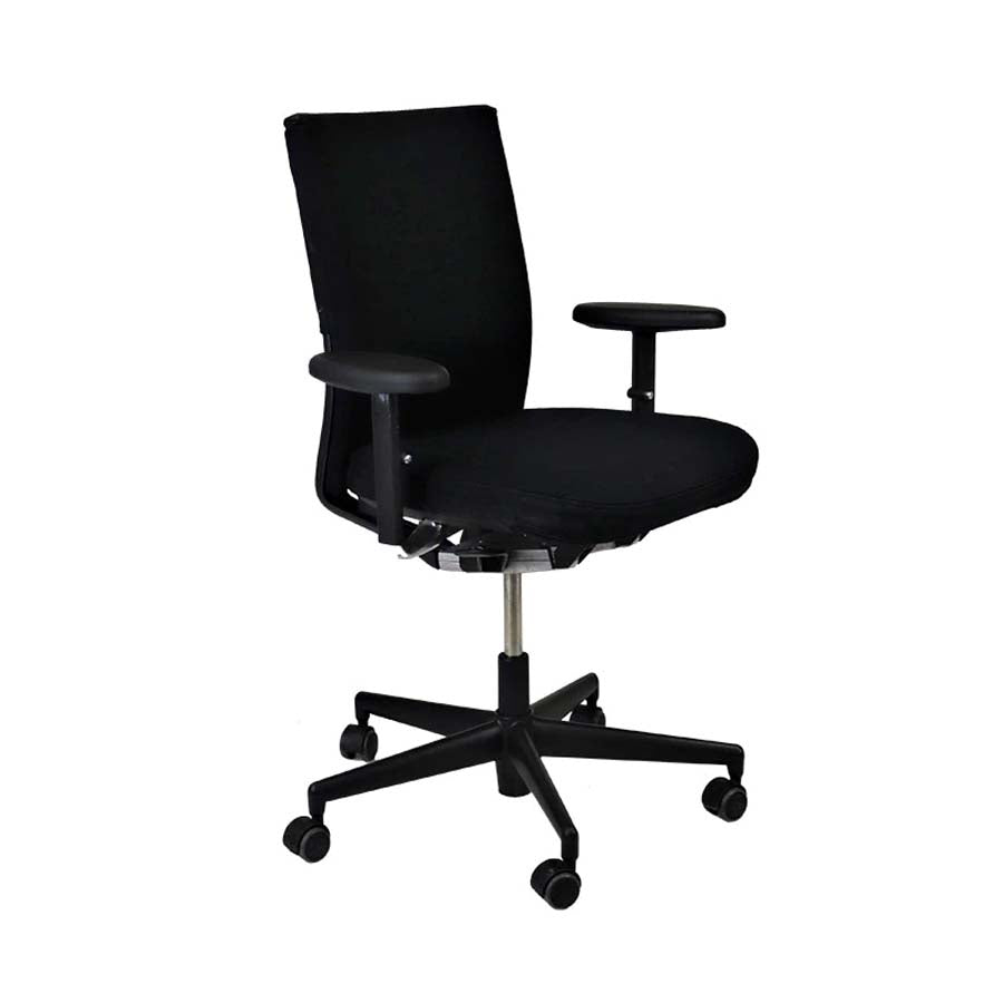 <tc>Vitra</tc>: <tc>Axess</tc> Sedia da ufficio in tessuto nero - Ricondizionata