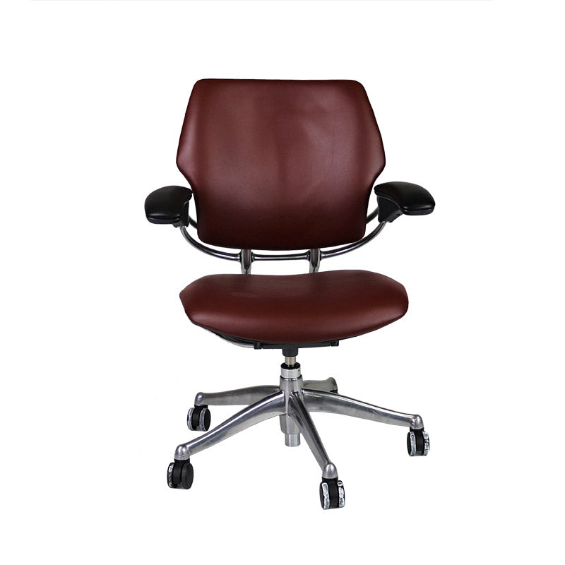 Humanscale: Sedia Operativa Freedom con Struttura in Alluminio e Pelle Bordeaux - Ristrutturata