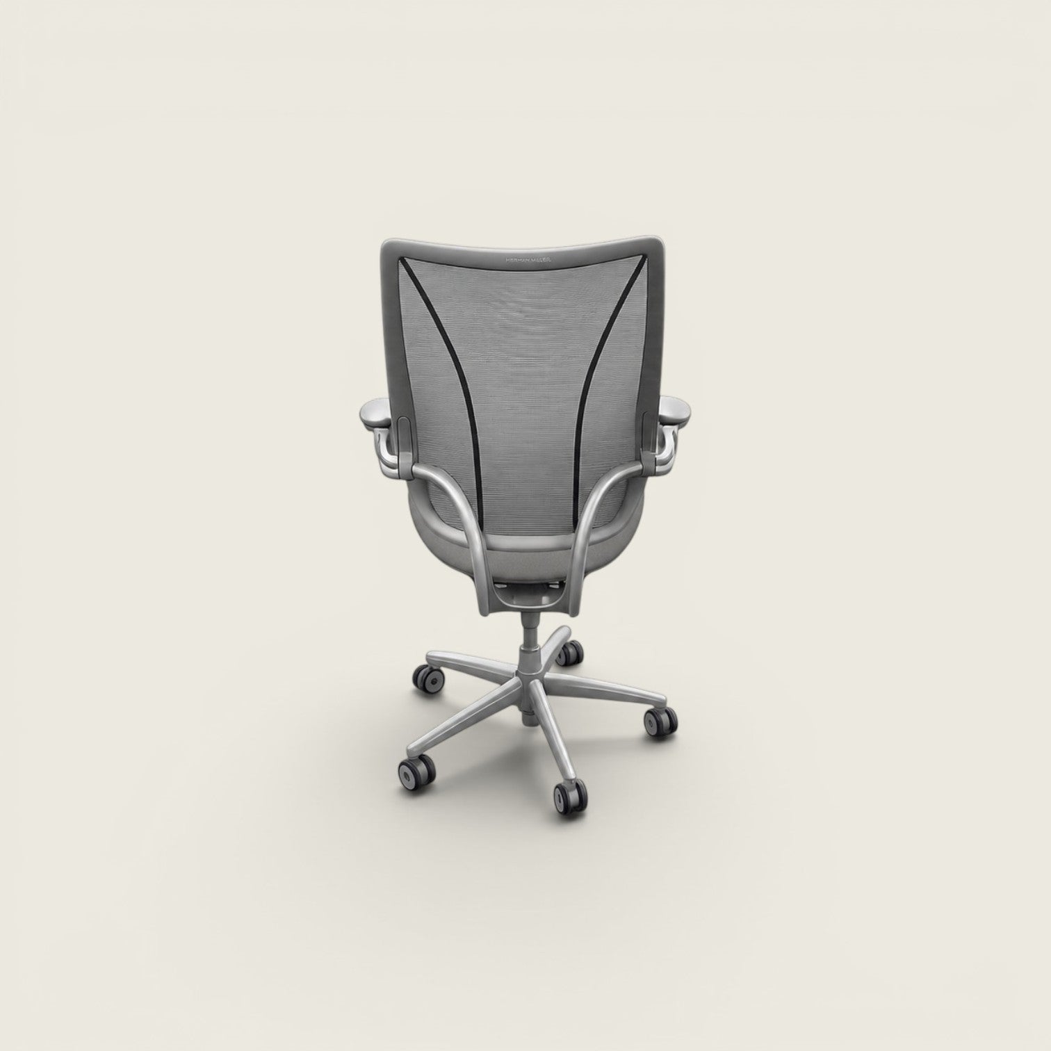 <tc>Humanscale</tc>: <tc>Liberty</tc> Sedia da ufficio in tessuto nero - Ricondizionata