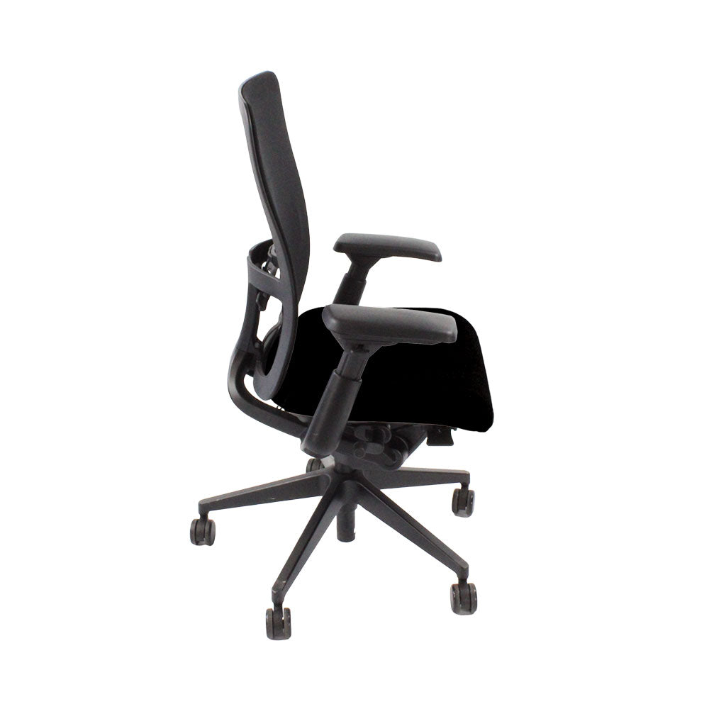Haworth: sedia operativa Zody Comforto 89 in tessuto nero/struttura nera - rinnovata
