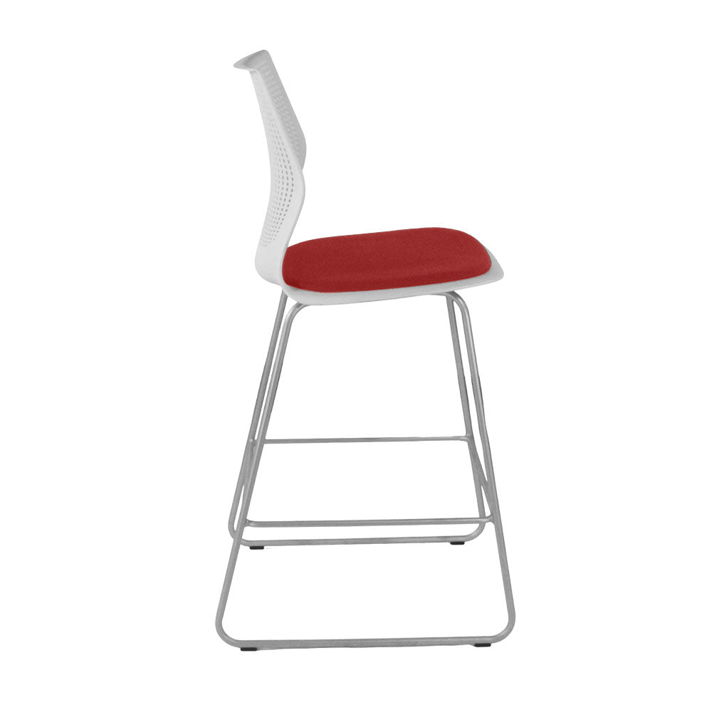 Knoll: Multigeneration Stool in Red Fabric - Refurbished