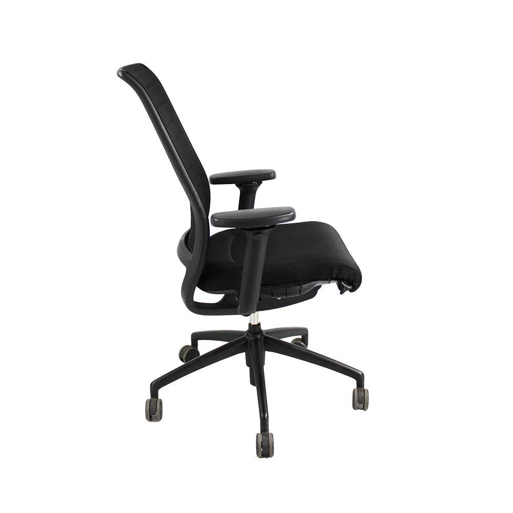 Interstuhl: Hero 172 Task Chair - Refurbished