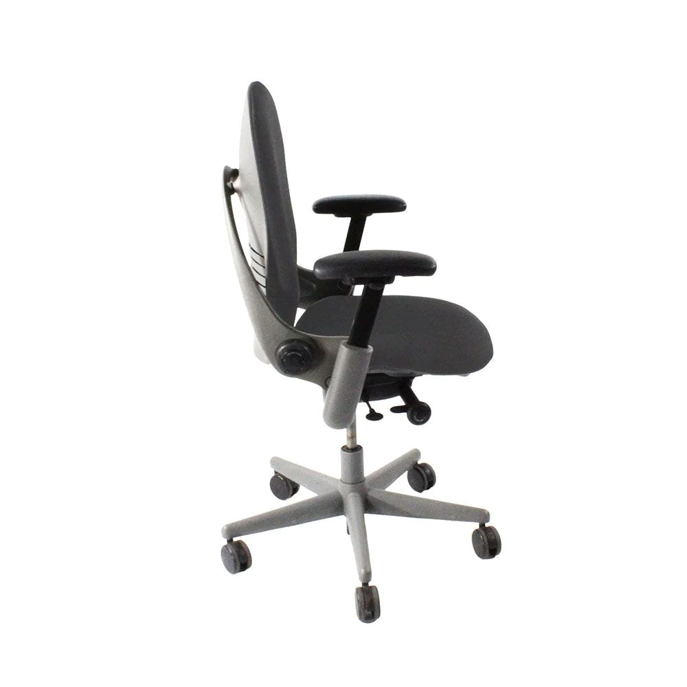 Steelcase: sedia da ufficio Leap V1 - struttura grigia/tessuto grigio - rinnovata