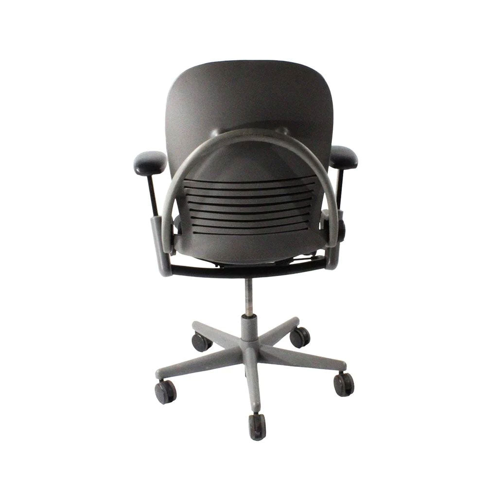 Steelcase: Leap V1 Office Chair - Grey Frame/Grey Fabric - Refurbished