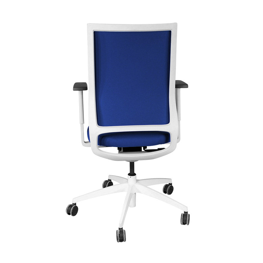 Sedus: Quarterback Office Chair with White Frame in Blue Fabric - Refurbished