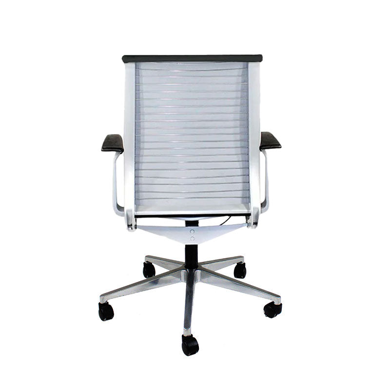 Steelcase: Think V2 Office Chair in Black Fabric - Refurbished