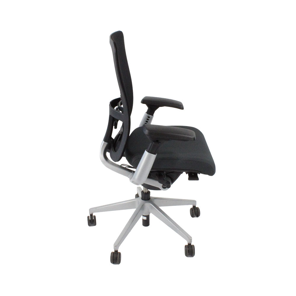 Haworth: Zody Comforto 89 Task Chair in Black Leather/Grey Frame - Refurbished