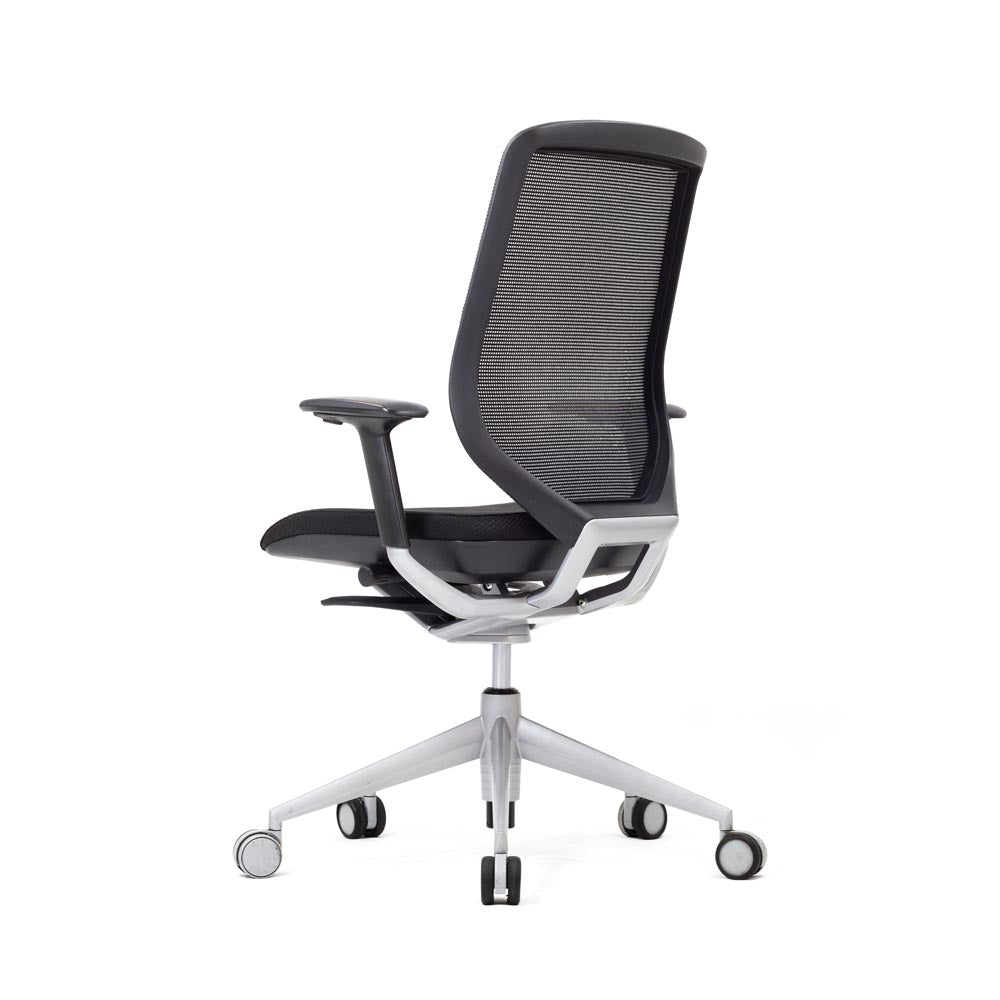 <tc>Actiu</tc>: Sedia da lavoro Trim con braccioli - Ricondizionata