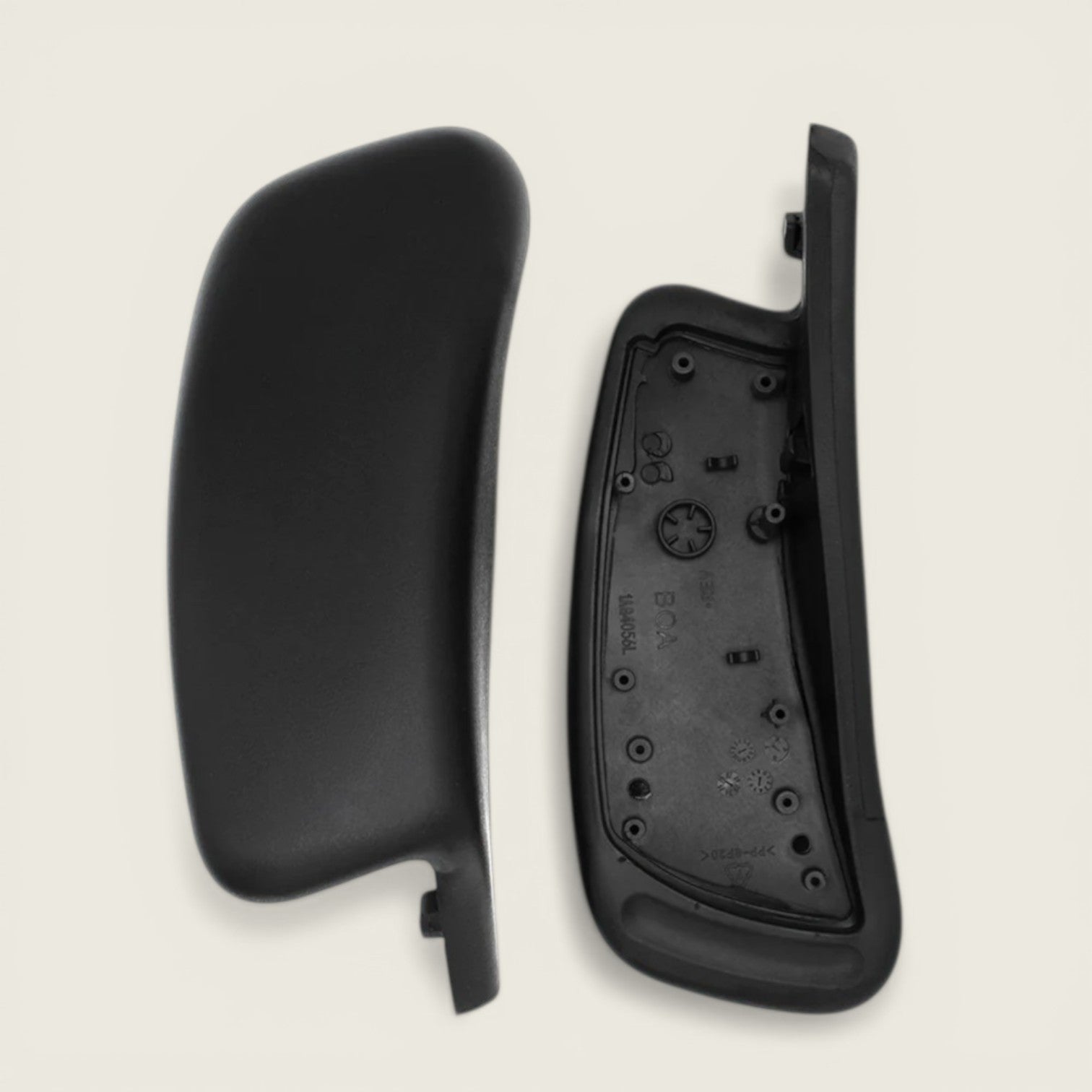 Knoll: Generation 1 Replacement Arm Caps in Black - Pack of 20 Pairs